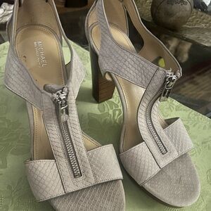 01.-Michael Kors New Whith Out Box Or Tags